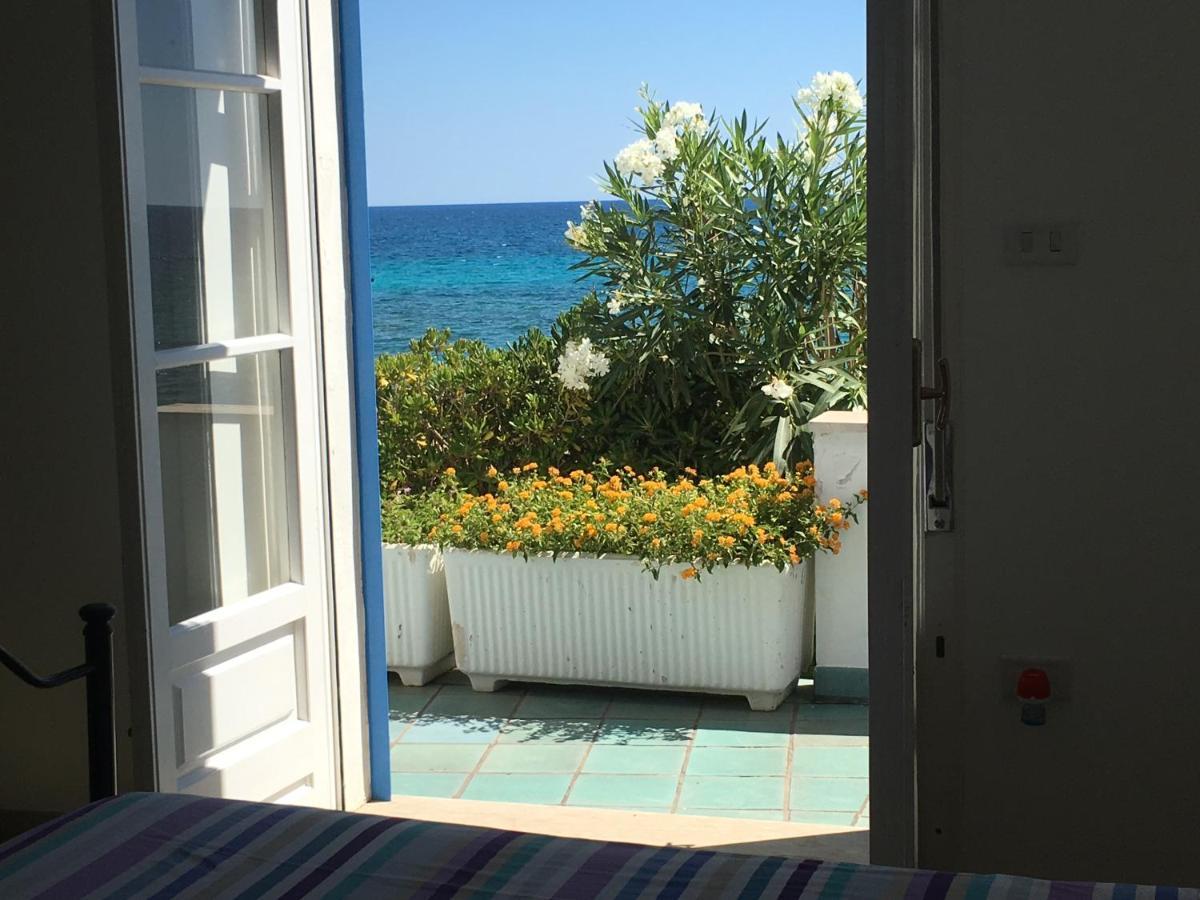 فيلا Casa Direttamente Sul Mare مارينا دي مانكافيسا المظهر الخارجي الصورة