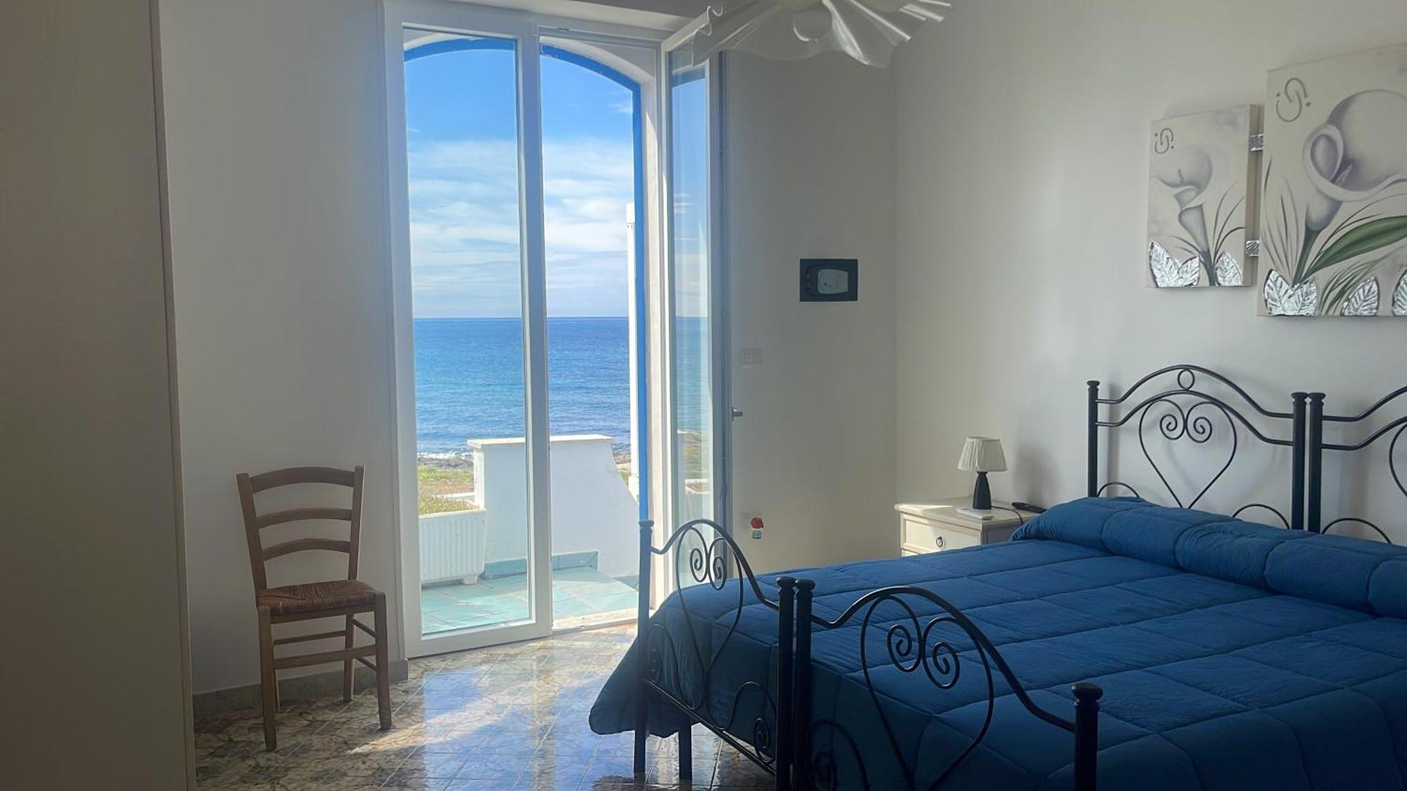 فيلا Casa Direttamente Sul Mare مارينا دي مانكافيسا المظهر الخارجي الصورة